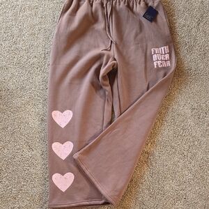 Womens LARK + GREY Heart Print Joggers with Faith Over Fear Design NWT 1XL